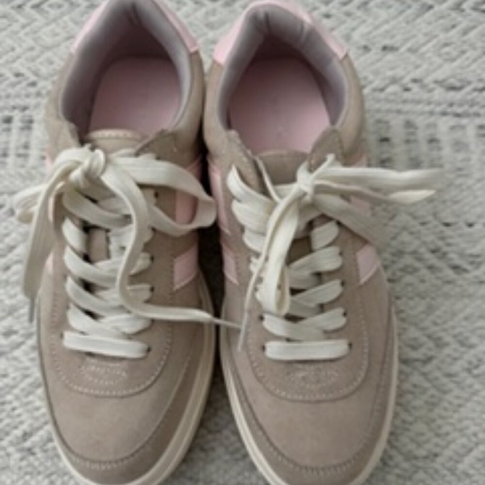 MADDEN GIRL SNEAKER